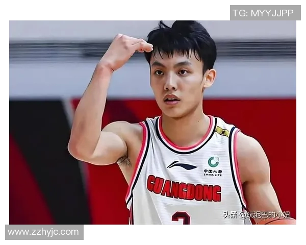 杜锋三后卫战术再遭质疑广东球迷怒斥徐杰还我青春风暴的辉煌岁月